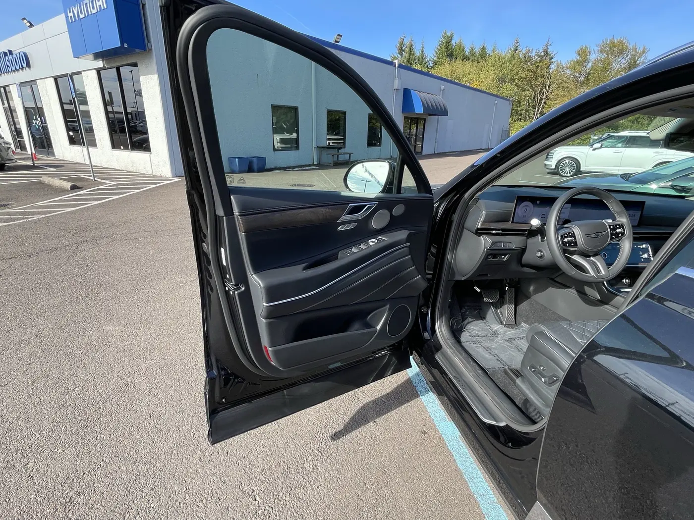 2026 Genesis GV80 - $67,774