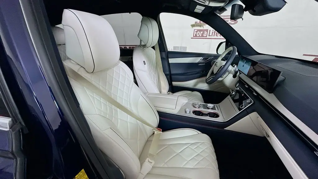 2025 Genesis GV80 3.5T Prestige