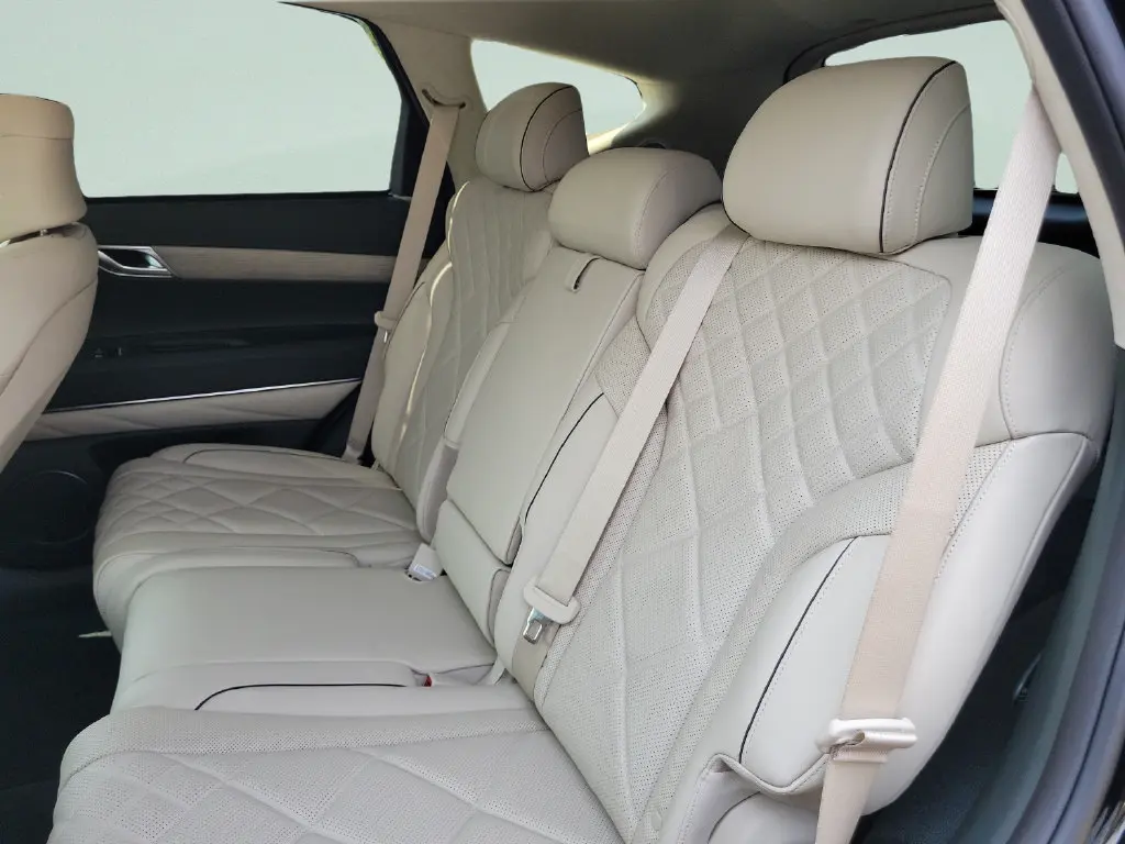 2025 Genesis GV80 - $66,399