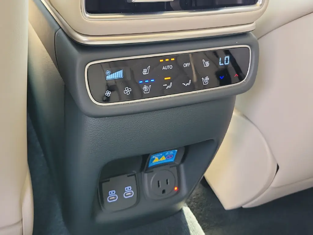 2025 Genesis GV80 - $66,399