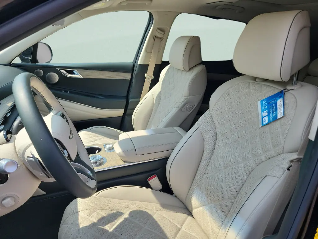 2025 Genesis GV80 - $66,399