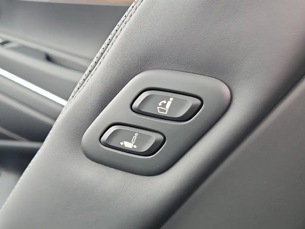 2026 Genesis GV80 - $75,499