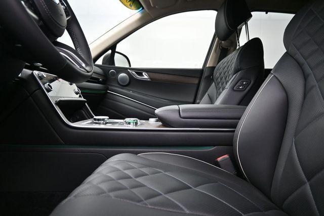 2025 Genesis GV80 - $57,254