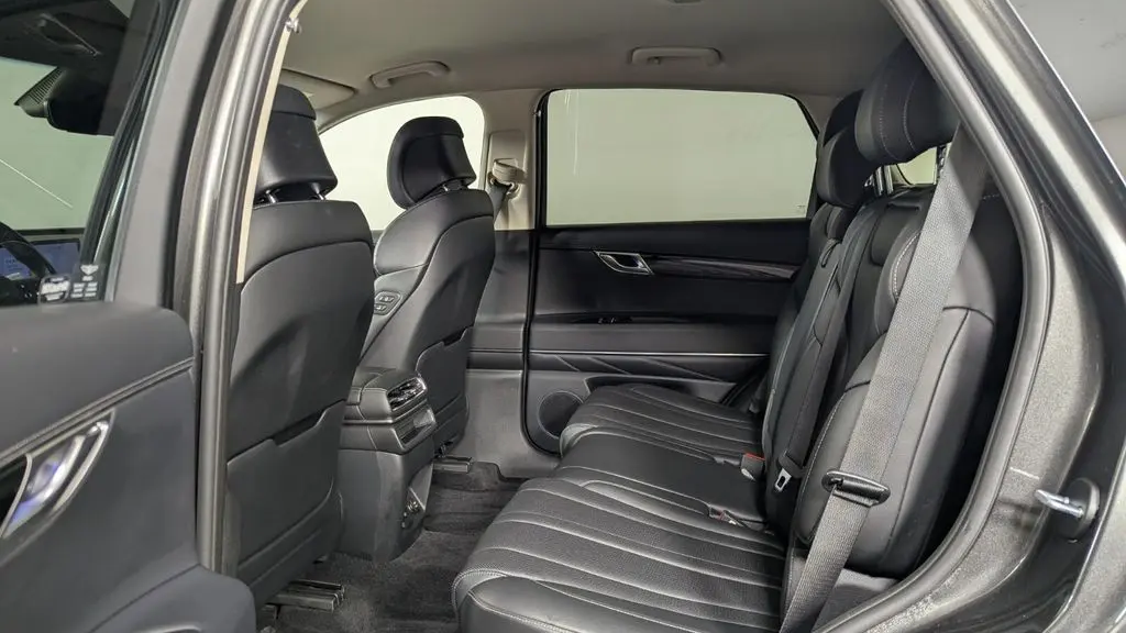 2025 Genesis GV80 2.5T Standard