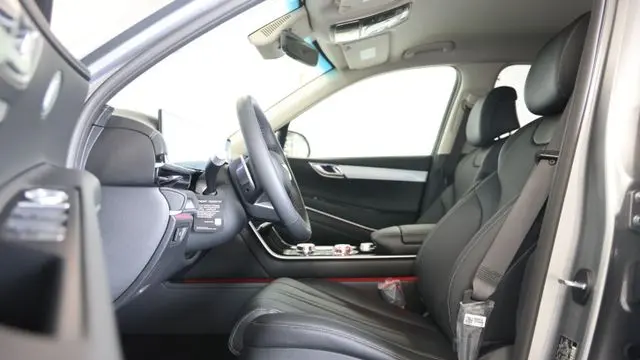 2026 Genesis GV80 2.5T