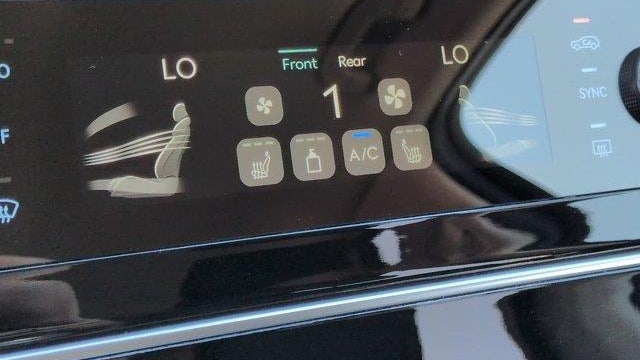 2025 Genesis GV80 2.5T Standard
