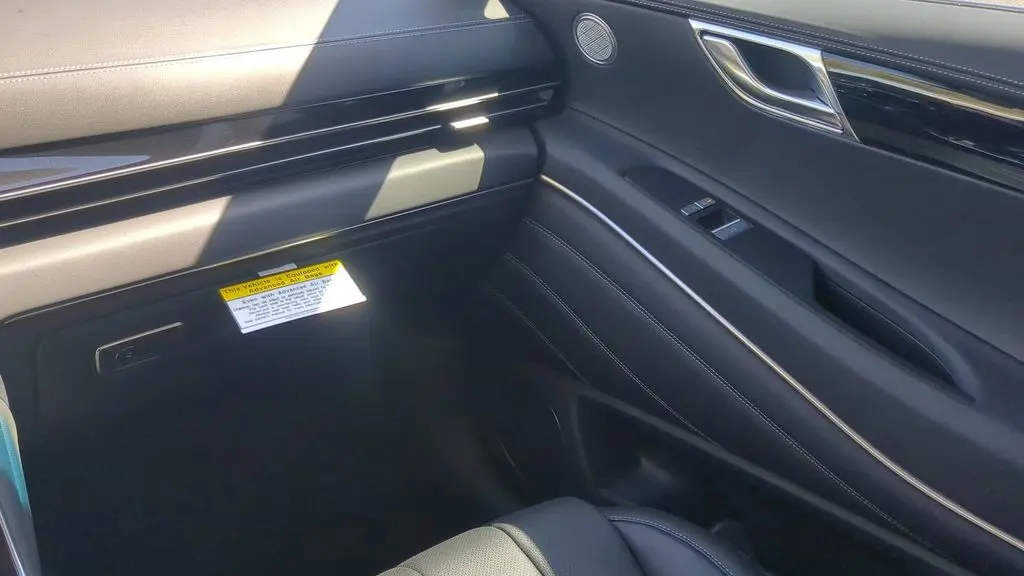2025 Genesis GV80 2.5T Standard