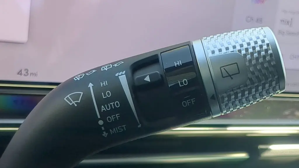 2025 Genesis GV80 2.5T Standard