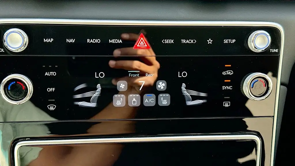 2025 Genesis GV80 2.5T Standard