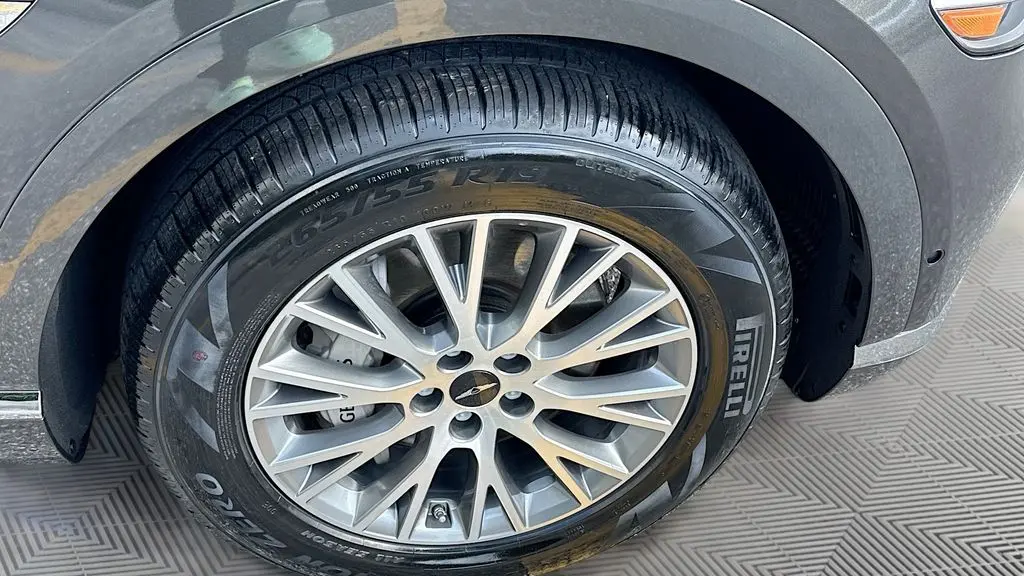 2025 Genesis GV80 2.5T Standard