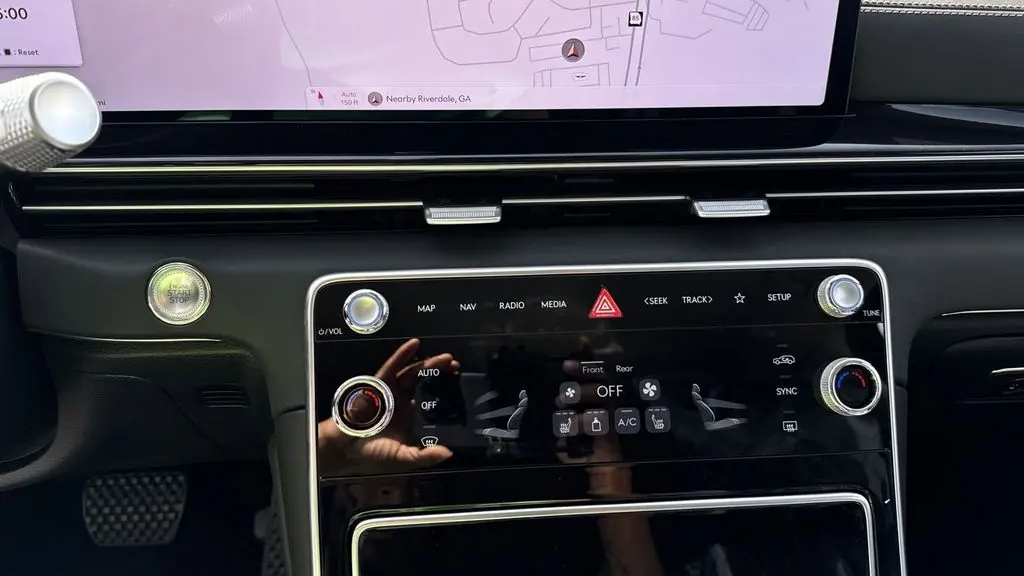2025 Genesis GV80 2.5T Standard
