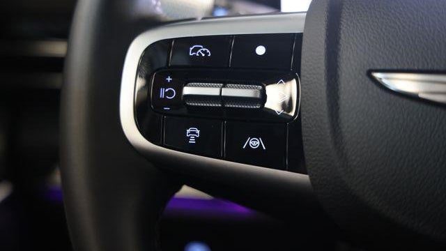 2025 Genesis GV80 2.5T Standard