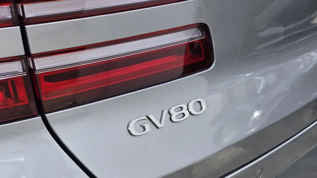 2026 Genesis GV80 2.5T