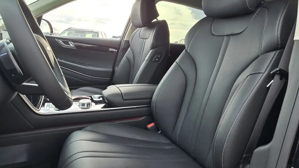 2026 Genesis GV80 2.5T