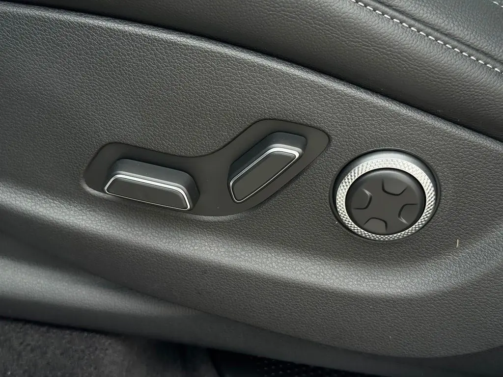 2027 Genesis GV80 - $64,477