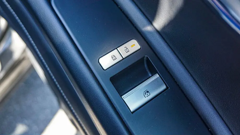 2025 Genesis GV80 2.5T Standard