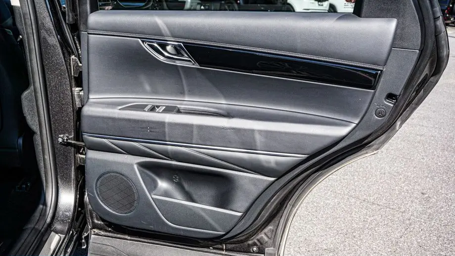 2025 Genesis GV80 2.5T Standard