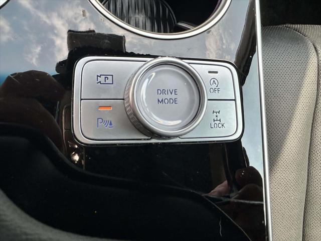 2025 Genesis GV80 - $35,576