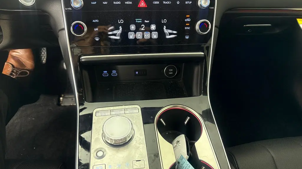2026 Genesis GV80 2.5T