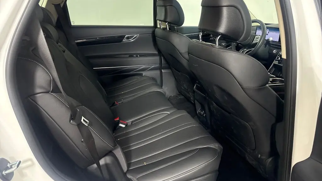 2026 Genesis GV80 2.5T
