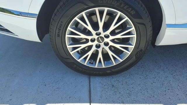 2025 Genesis GV80 2.5T Standard
