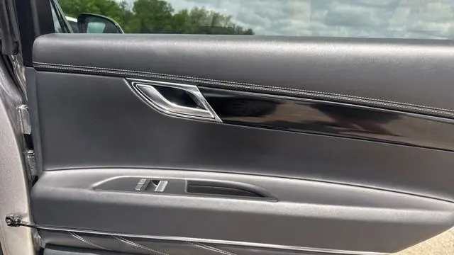 2025 Genesis GV80 2.5T Standard