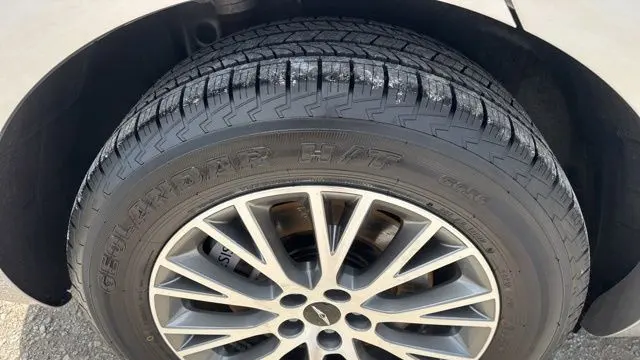 2025 Genesis GV80 2.5T Standard