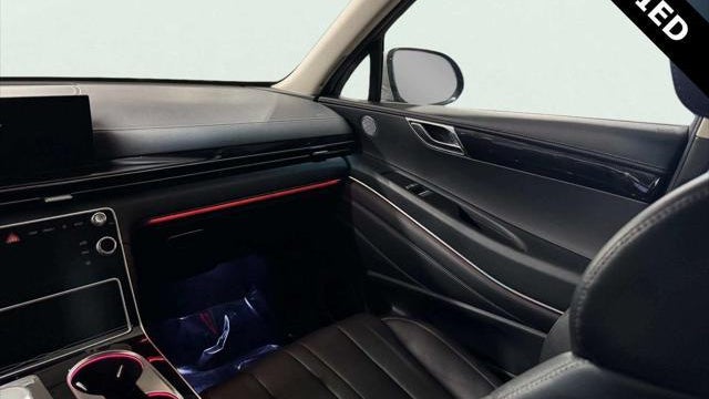 2025 Genesis GV80 2.5T Standard