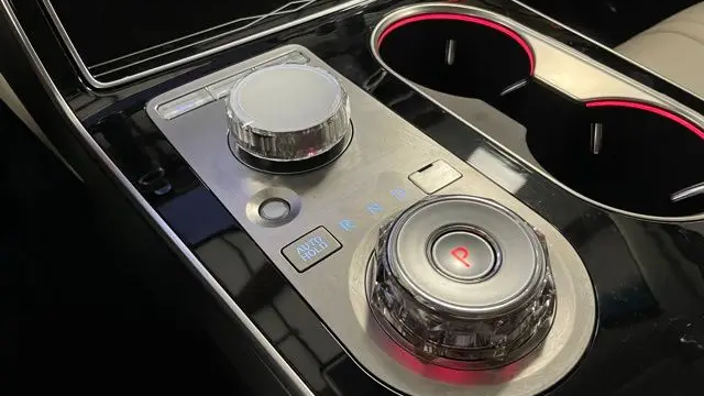 2025 Genesis GV80 2.5T Standard