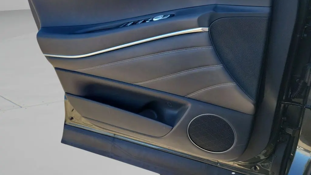 2025 Genesis GV80 2.5T Standard