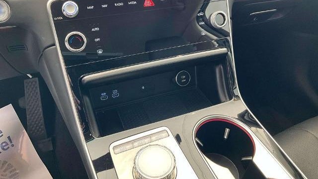 2025 Genesis GV80 2.5T Standard