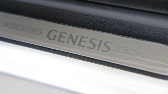 2025 Genesis GV80 2.5T Standard