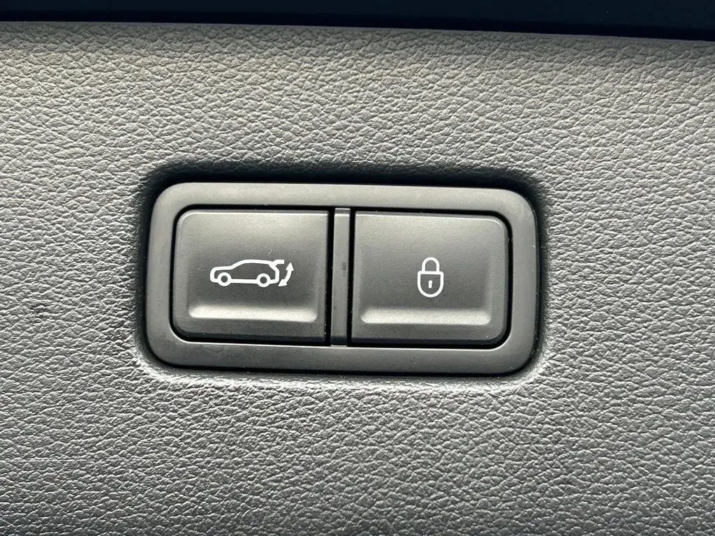 2026 Genesis GV80 - $46,497