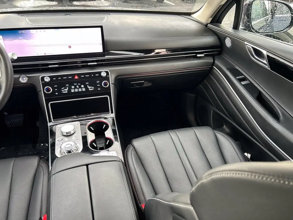 2026 Genesis GV80 - $42,697