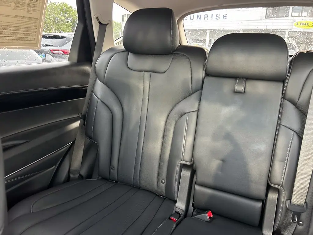 2026 Genesis GV80 - $42,697