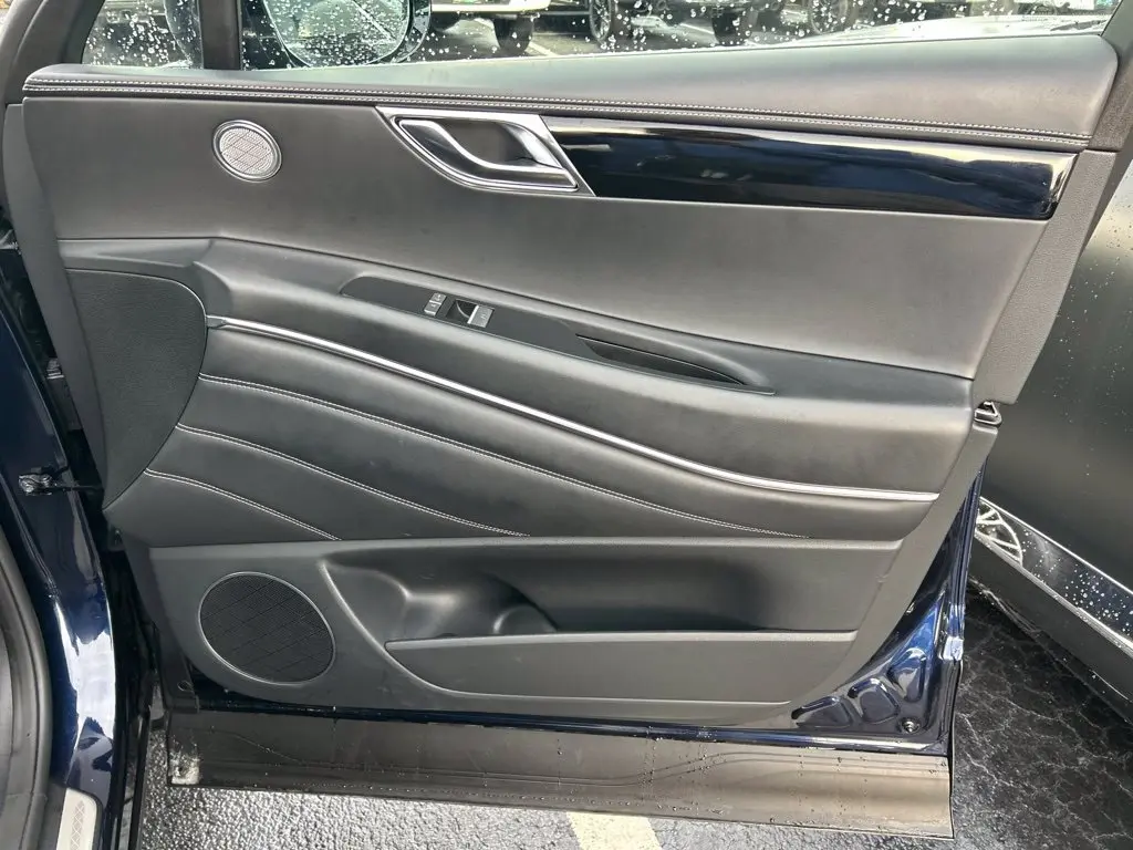 2026 Genesis GV80 - $42,697