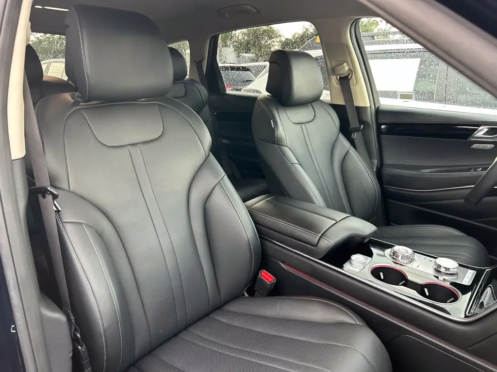 2026 Genesis GV80 - $42,697