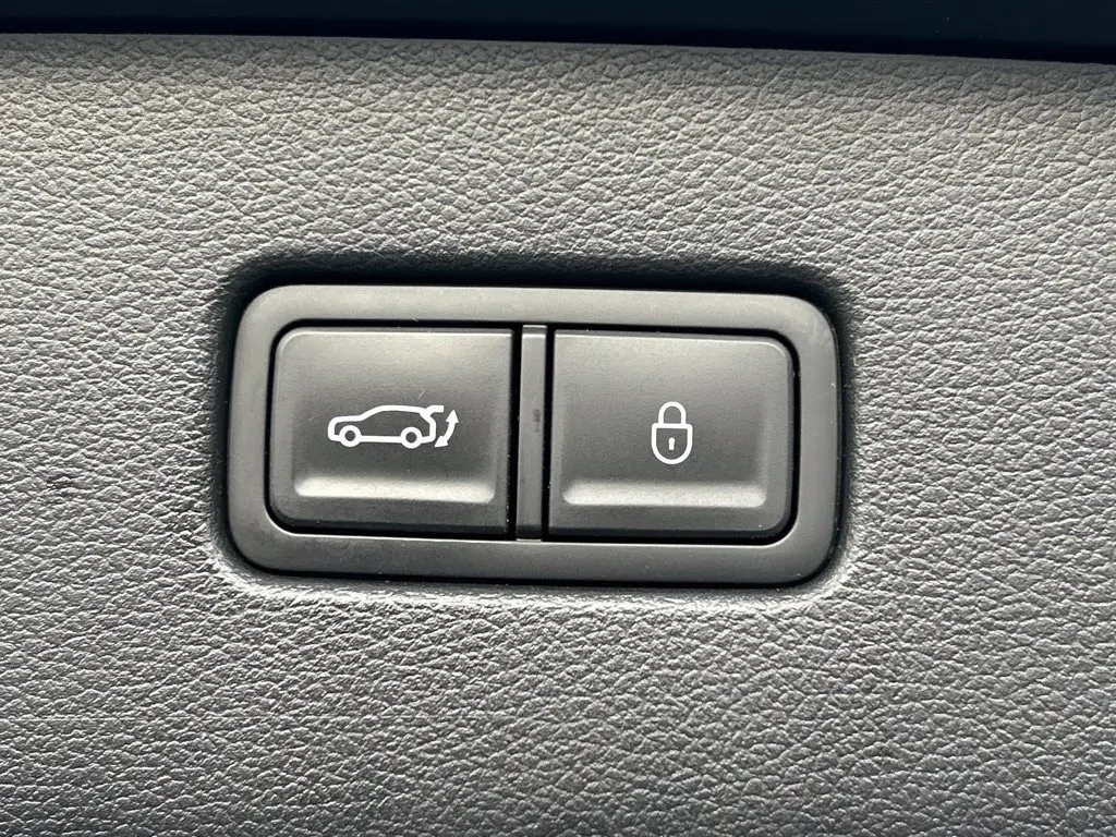 2026 Genesis GV80 - $42,697