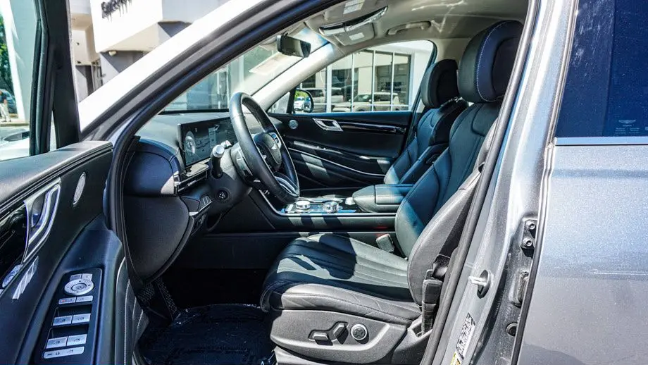 2025 Genesis GV80 2.5T Standard
