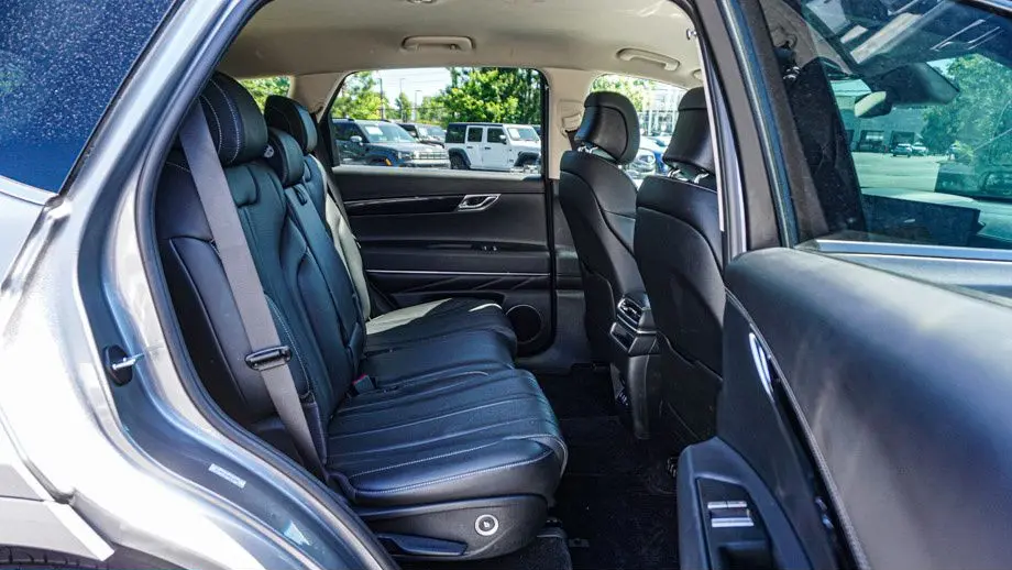 2025 Genesis GV80 2.5T Standard