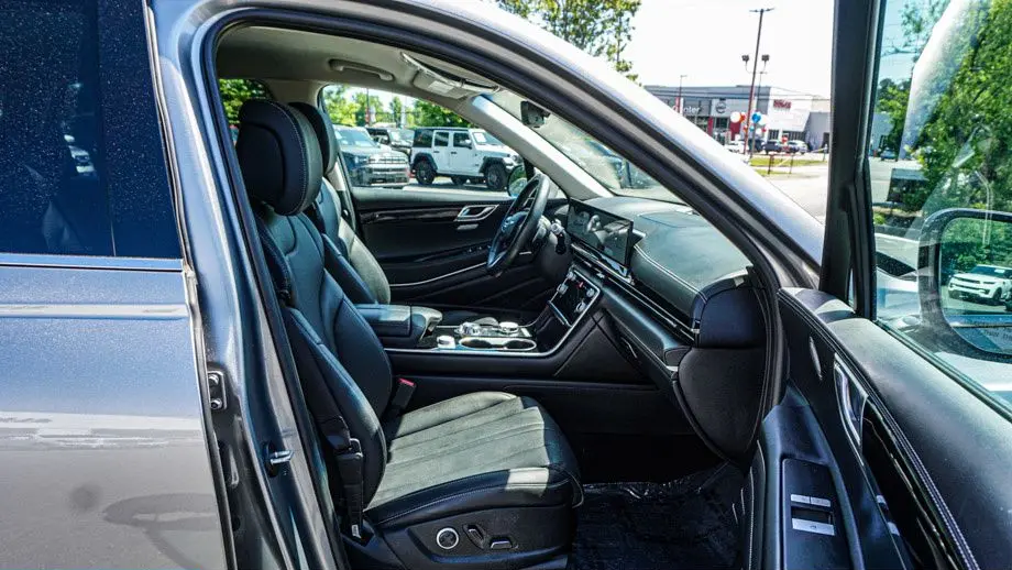 2025 Genesis GV80 2.5T Standard