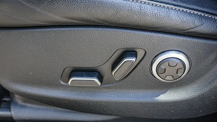 2025 Genesis GV80 2.5T Standard