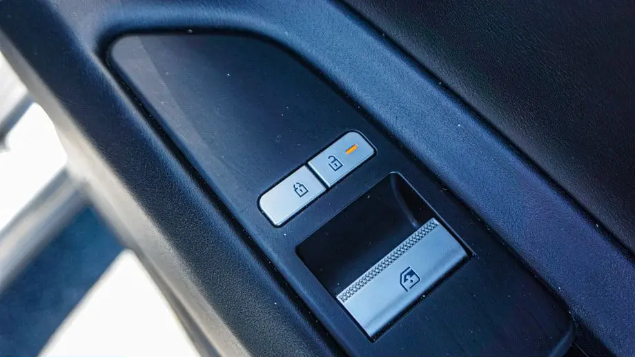 2025 Genesis GV80 2.5T Standard