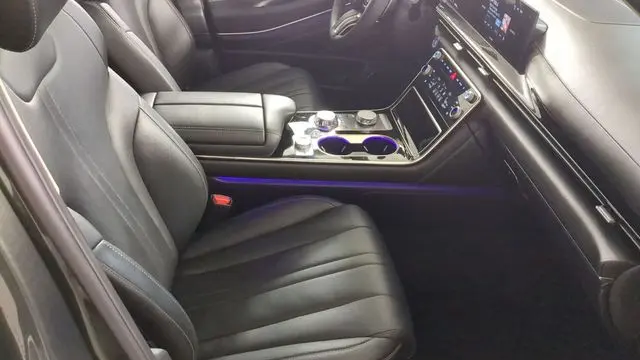 2025 Genesis GV80 2.5T Standard