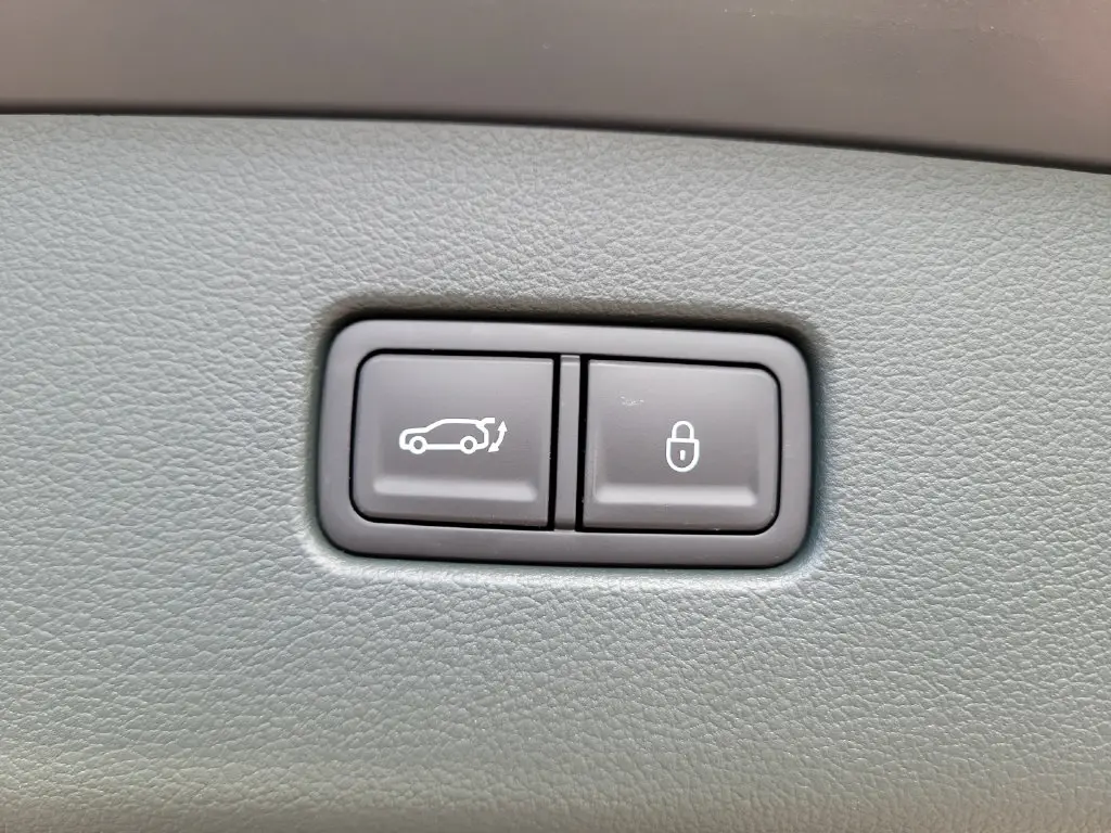 2026 Genesis GV80 - $62,099