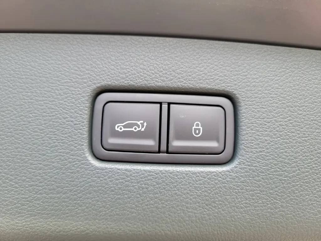 2026 Genesis GV80 - $61,899