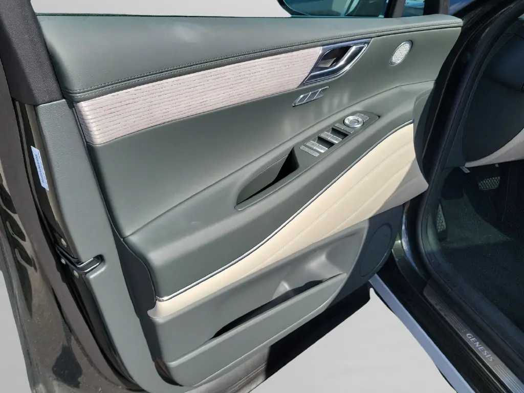 2026 Genesis GV80 - $61,899