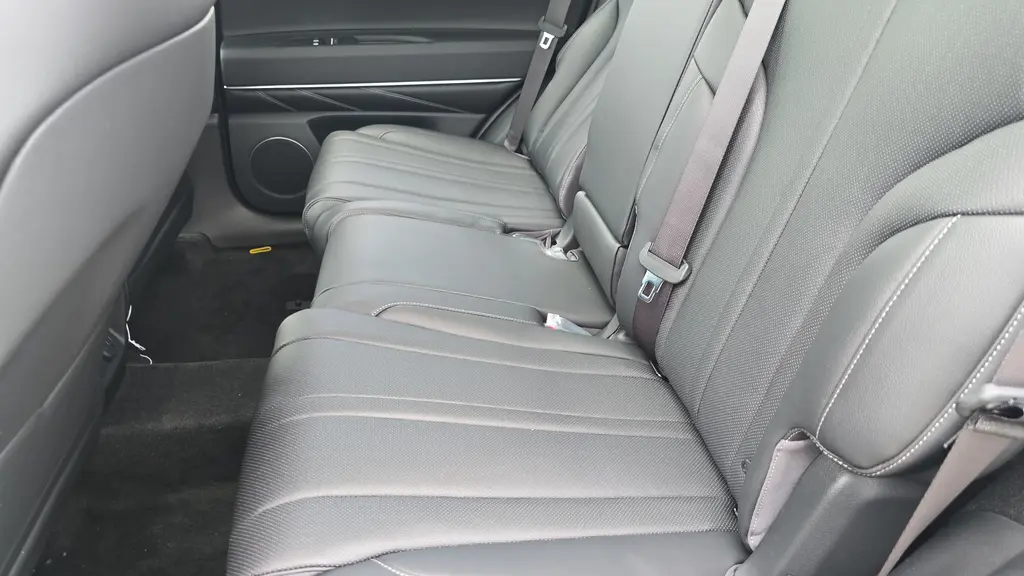 2026 Genesis GV80 2.5T Select