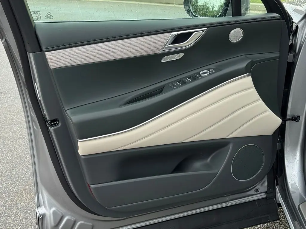 2026 Genesis GV80 - $63,953