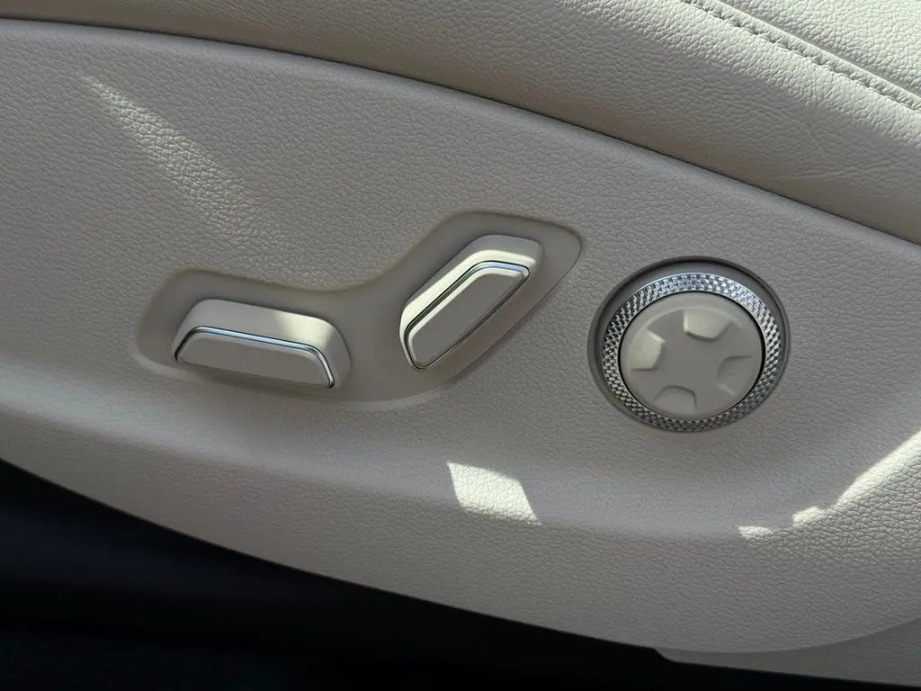 2026 Genesis GV80 - $64,436